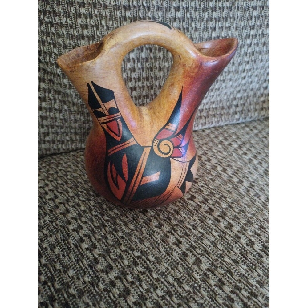Southwestern Design Red, black, two spouted Wedding Pot Mexico  clay Signed 5"